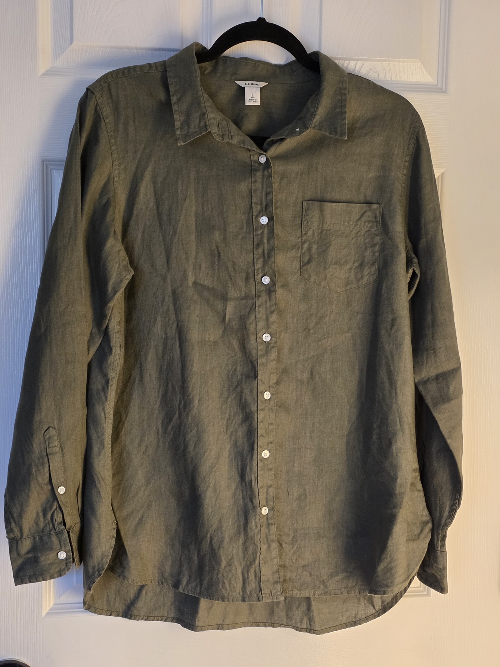 L.L. Bean Women's Olive Green Linen Button-Down Shirt - Large